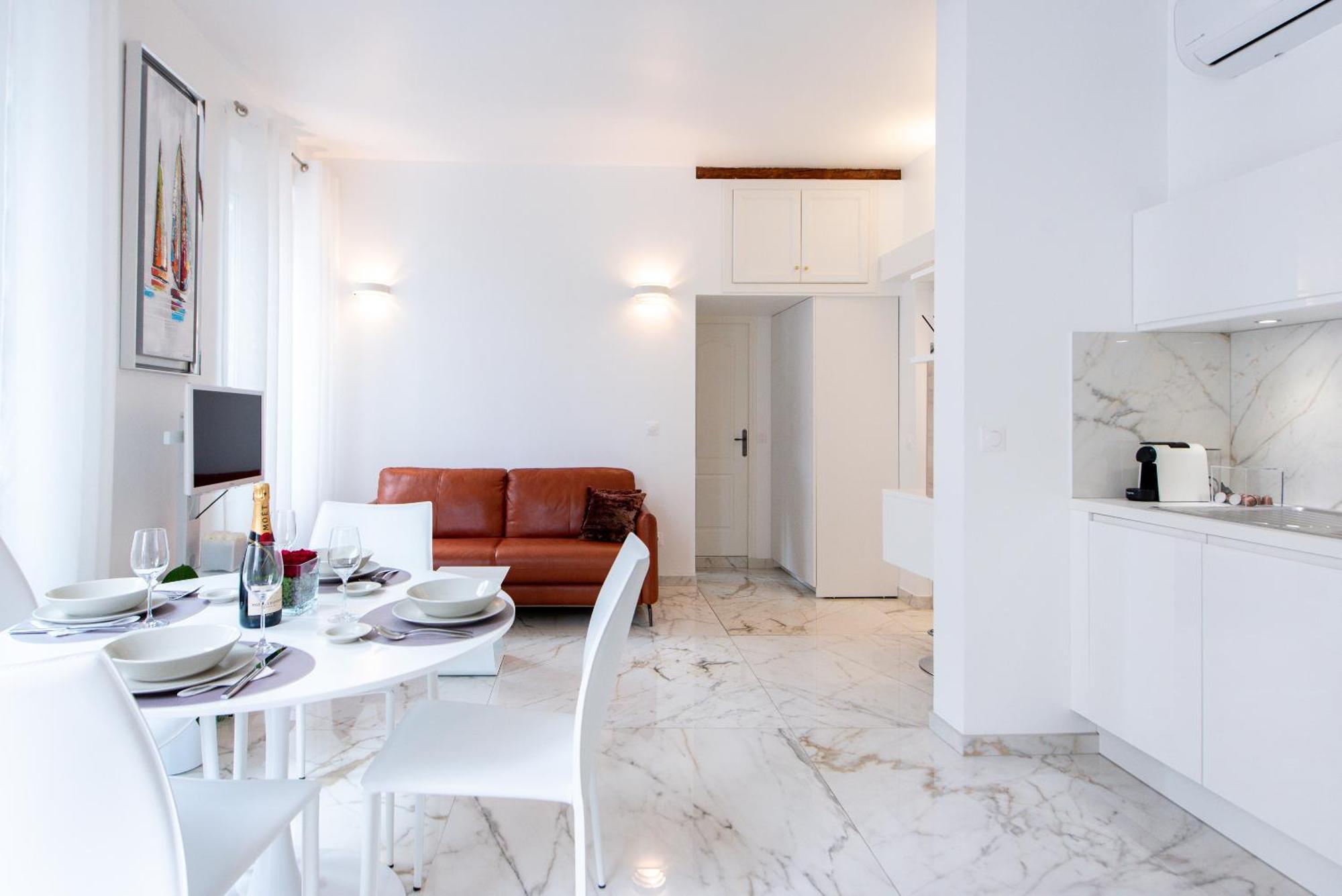 Alba Antibes Street, By Welcome To Apartment *